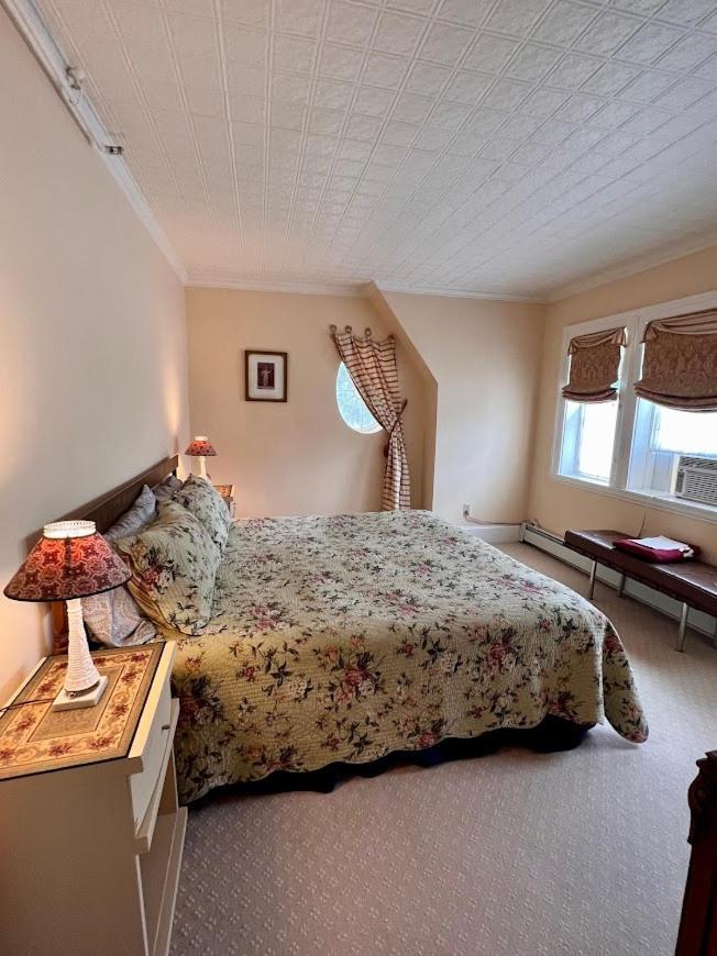 Barncastle Hotel Blue Hill Екстериор снимка