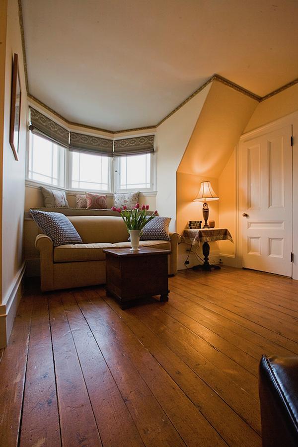 Barncastle Hotel Blue Hill Екстериор снимка